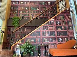 All Fun Business Hotel