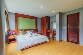 Elite Suites Patong