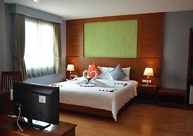 Elite Suites Patong