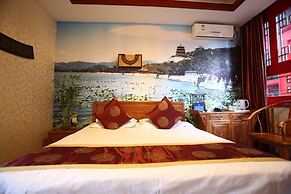 161 Lama Temple Courtyard Hotel