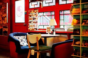 161 Lama Temple Courtyard Hotel