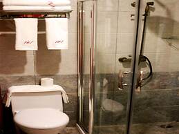 161 Lama Temple Courtyard Hotel