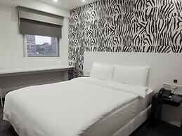 CHECK inn Express Taipei YongKang