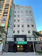 CHECK inn Express Taipei YongKang