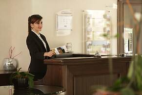 Golden Lili Resort & Spa