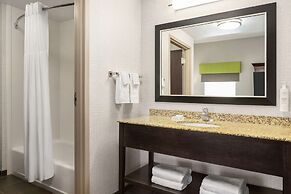 Hampton Inn & Suites York South