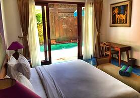 Aqua Octaviana Bali Villa