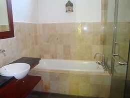 Aqua Octaviana Bali Villa
