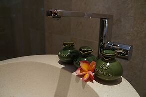 Aqua Octaviana Bali Villa