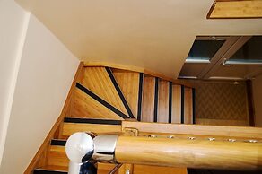 Beaconsfield Apartments