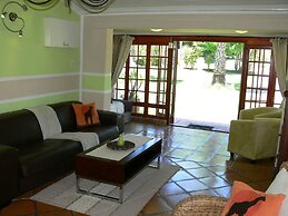 Orange Ville Guesthouse