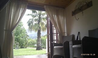 Orange Ville Guesthouse