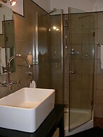 Orange Ville Guesthouse