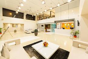 Icon Select by Bhagini