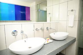 Icon Select by Bhagini