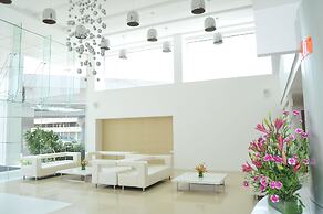 Icon Select by Bhagini