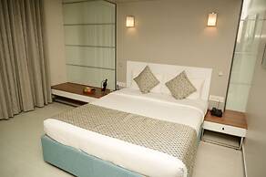 Icon Select by Bhagini