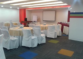 Icon Select by Bhagini