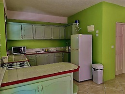 Rejens Hotel
