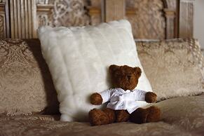 The Saddleworth Hotel