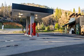 Yosemite Lakes RV Resort