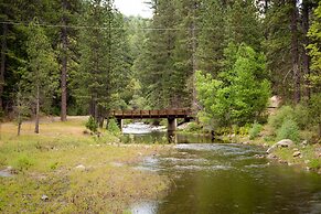Yosemite Lakes RV Resort