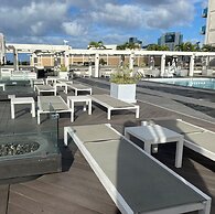 Ala Moana Hotel by LSI Resorts
