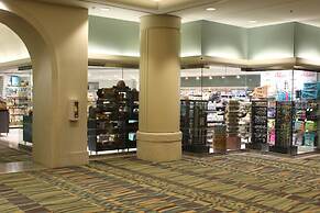 Ala Moana Hotel by LSI Resorts