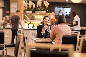 Mawson Lakes Hotel & Function Centre