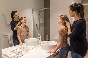 Mawson Lakes Hotel & Function Centre