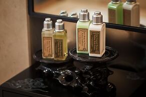 West Lake State Guest House