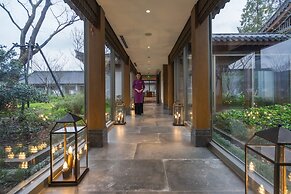 West Lake State Guest House