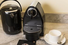 West Lake State Guest House