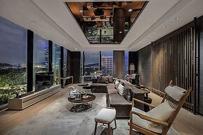 Hui Hotel