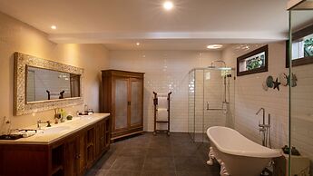 Plataran Komodo Resort & Spa