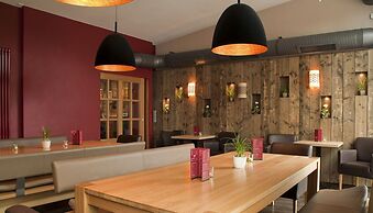 Troll's Brauhaus Hotel