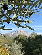 Les Lodges Sainte-Victoire Hotel & Spa