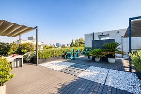 AR 218 Hotel by ULIV