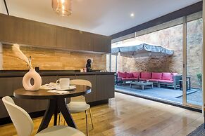 AR 218 Hotel by ULIV