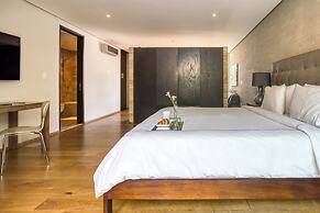 AR 218 Hotel by ULIV