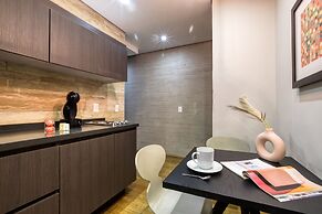 AR 218 Hotel by ULIV