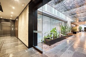 AR 218 Hotel by ULIV