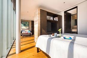 AR 218 Hotel by ULIV