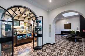 AR 218 Hotel by ULIV