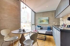 AR 218 Hotel by ULIV