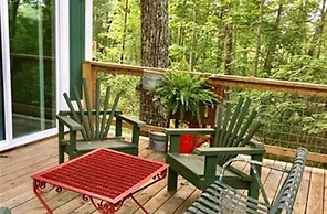 Lake Rabun Hotel & Restaurant