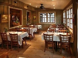 Lake Rabun Hotel & Restaurant