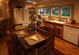 Lake Rabun Hotel & Restaurant