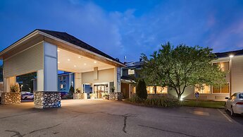 Best Western Plus Windjammer Inn & Conference Center