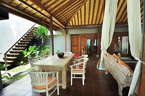 d'Lima Hotel & Villas